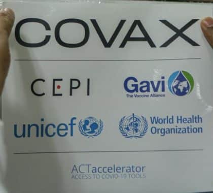 Avec l’initiative COVAX, UNICEF occupe un rôle majeur dans l’acheminement de vaccins