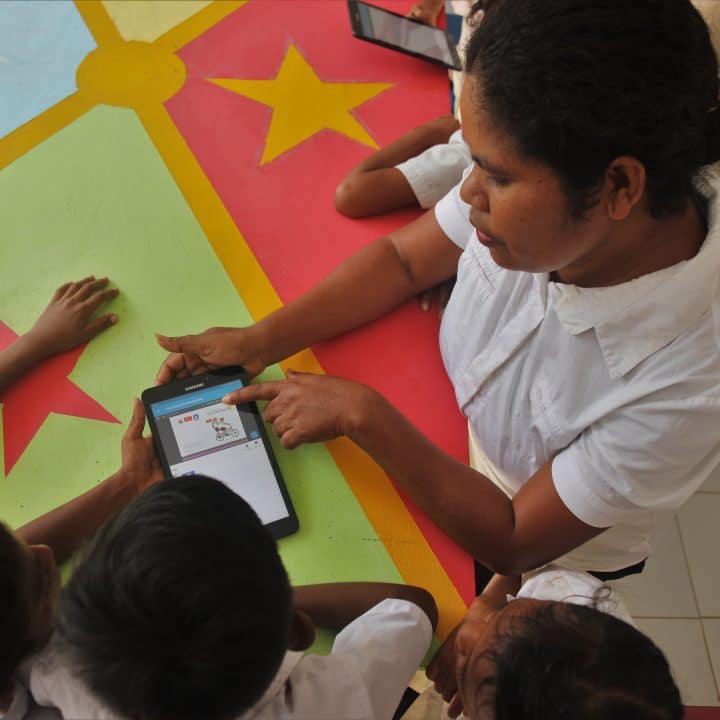 Vinci Energies s'engage auprès de l'UNICEF pour favoriser l'accès à une éducation de qualité via le digital