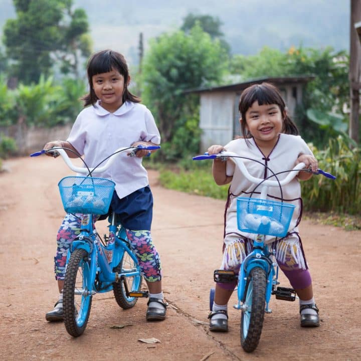 Michelin et l'UNICEF annoncent un partenariat de 3 ans © UNICEF/UN0161378/Thuentap