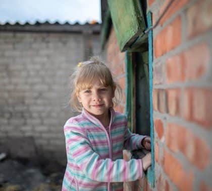 Ukraine : Vika, 6 ans, « je n’ai connu que les bombardements depuis que je suis née »
