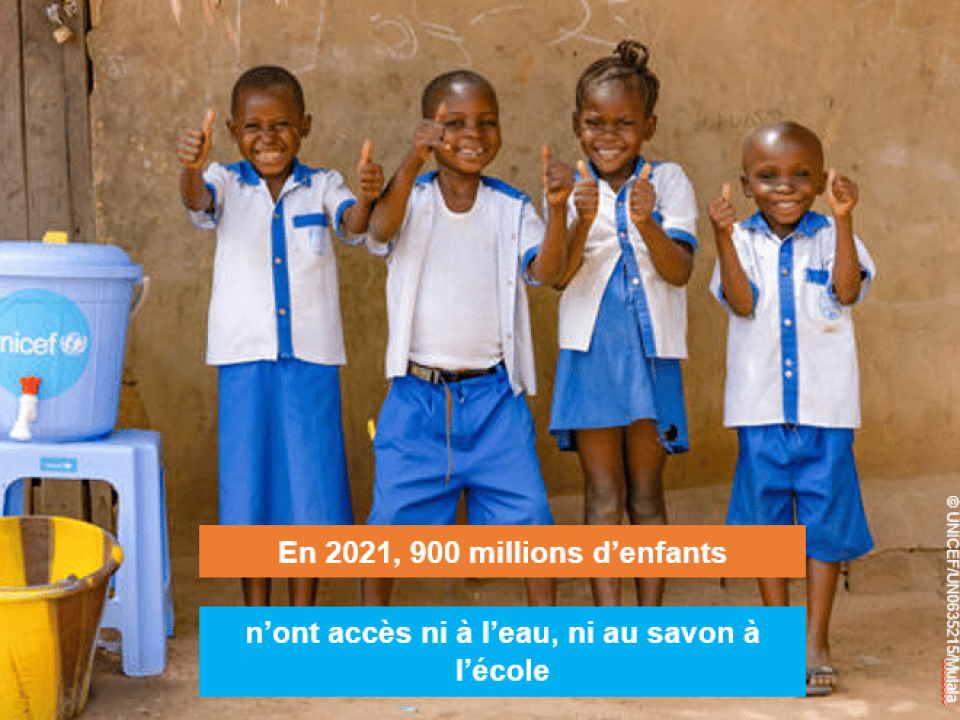 wash-unicef-eau-savon-ecole-enfants