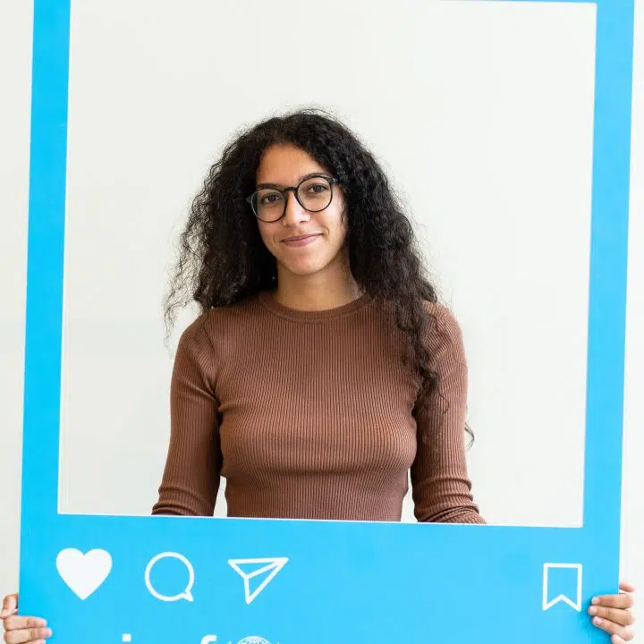 Talya, Bénévole à l’UNICEF France depuis 2019 - Ile-de-France Est ©UNICEFMarielleSeznec A7308743