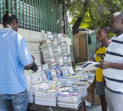 Haïti: La violence et la résurgence du choléra menacent la rentrée scolaire