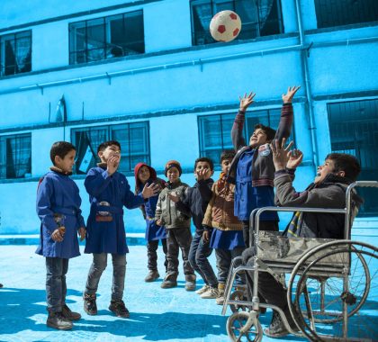 Le racisme et la discrimination à l’égard des enfants sévissent dans le monde entier