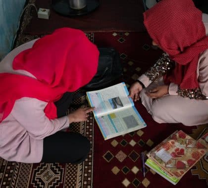 Afghanistan : l’UNICEF appelle les autorités à permettre aux filles de retourner à l’école immédiatement