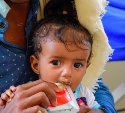 Yémen : après 8 ans de conflit, 11 millions d’enfants ont besoin d’une aide humanitaire