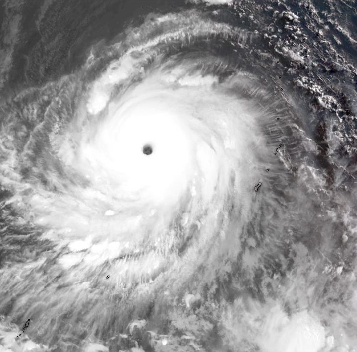 Oeil de Cyclone Mawar Philippines