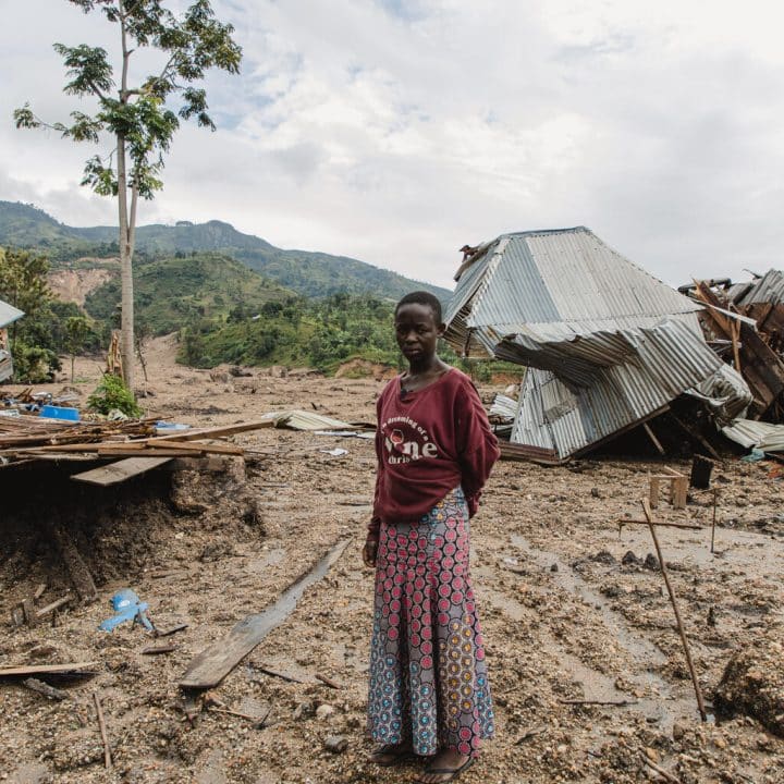 « Nous avons entendu les écroulements des rochers. Seuls mon petit frère et moi avons pu nous sauver. Les autres membres de ma famille n’ont pas survécu », livre Judith en République démocratique du Congo. Le 11 mai 2023. © UNICEF/UN0841780/