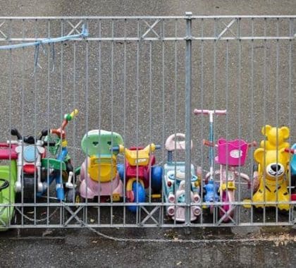 Service public de la petite enfance : des avancées certaines mais encore beaucoup d’attentes