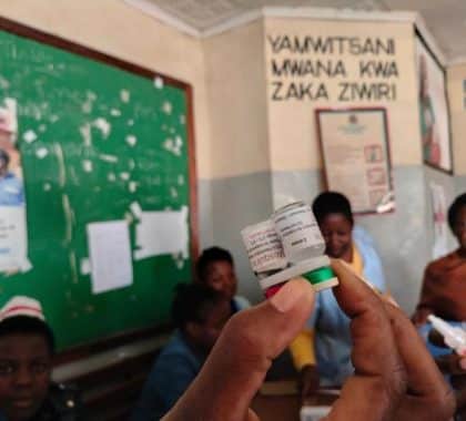 18 millions de doses du tout premier vaccin antipaludique allouées à 12 pays africains