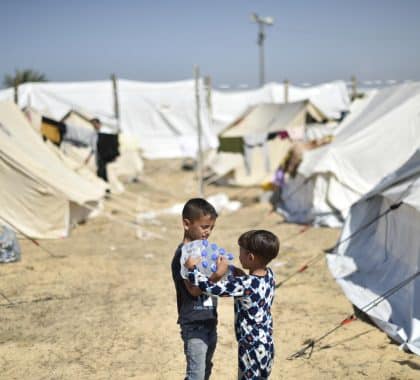 Gaza : les pénuries d’eau suscitent l’inquiétude quant aux risques sanitaires