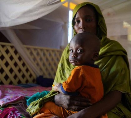 Un an de conflit au Soudan : une génération entière d’enfants face à une catastrophe