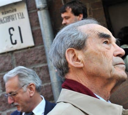 Réaction au décès de Robert Badinter