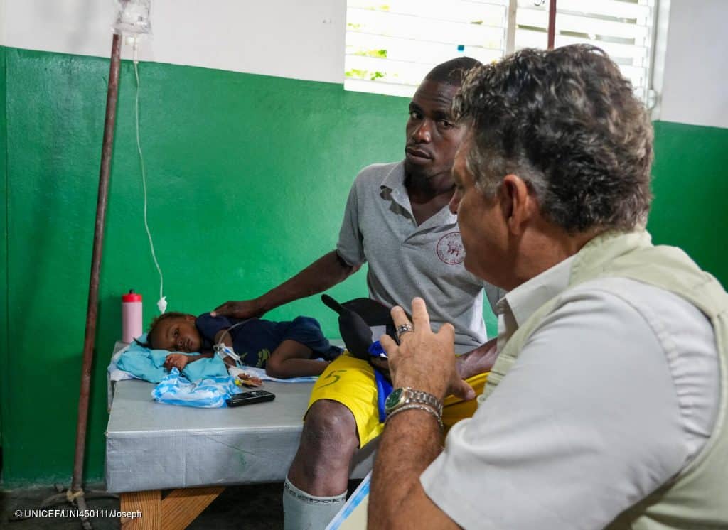 Les 3 et 4 octobre 2023, Bruno Maes, représentant de l'UNICEF en Haïti, visite le département de l'Artibonite dans le but de sensibiliser les acteurs humanitaires à la détérioration de la situation dans cette région. © UNICEF/UNI450111/Joseph