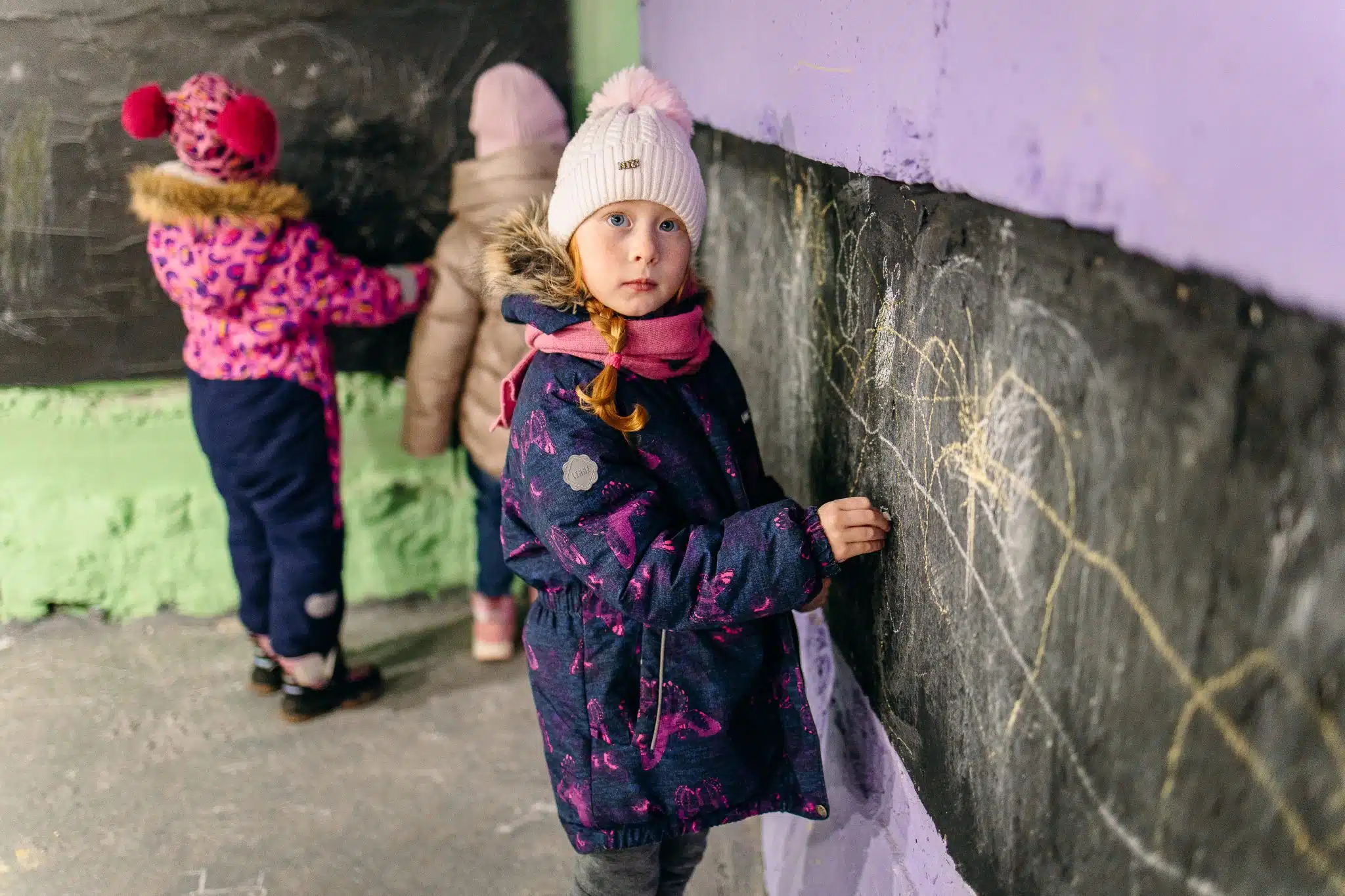 March 6, 2024, Myrhorod, Ukraine. Solomiya, 6 years old, in the shelter of a kindergarten in Myrhorod during the air raid. © UNICEF/UNI558150/