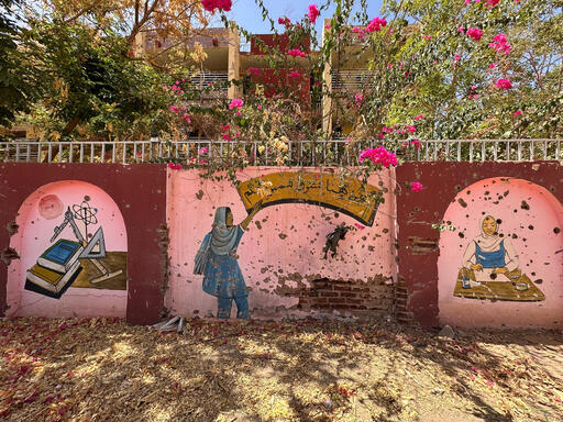L'école de filles Al-Idrissi de Wad Nubawi, dans la ville d'Omdurman, qui était autrefois remplie d'enfants, est fermée depuis plus d'un an. ©UNICEF/UNI625354/Mohamedelamin