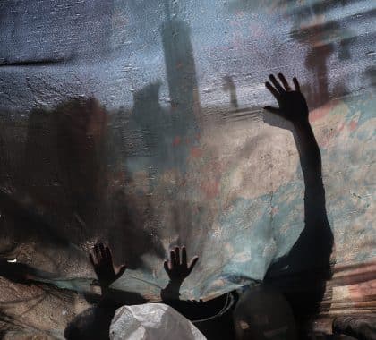 Gaza : des enfants affamés, emportés par la détresse et le désespoir