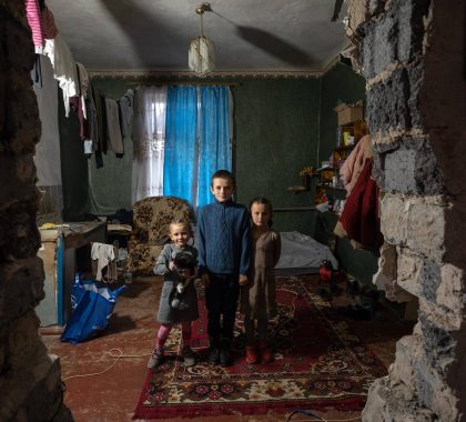 Ukraine : 1 enfant sur 5 a perdu un parent ou un ami depuis l’escalade de la guerre il y a trois ans