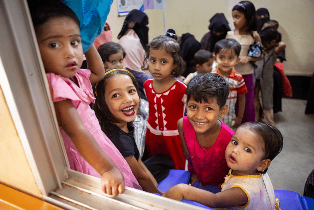 © UNICEF / Royena Rasnat