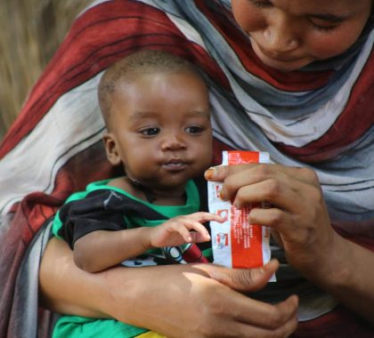 La famille Bezos annonce un don de 500 millions de dollars au Fonds de l’UNICEF pour la nutrition de l’enfant