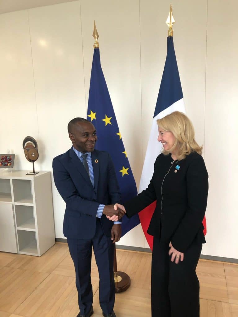 Du 27 au 28 mars s'est tenue la 4e édition du sommet N4G à Paris. Catherine Russell, directrice générale de l'UNICEF ainsi que Thani Mohamed Soilihi, Ministre délégué chargé de la Francophonie et des Partenariats internationaux de France étaient présents. ©UNICEF