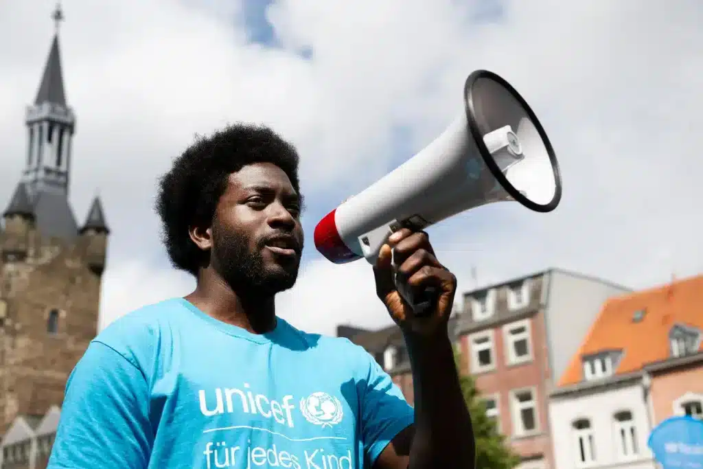A Aix-la-Chapelle, des jeunes participent à la rencontre annuelle des Clubs UNICEF créés dans les universités du pays. © UNICEF/UNI585193/Etges