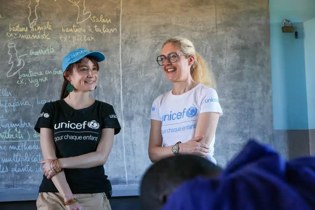 [Changement climatique - Madagascar] Visite de Mélissa Da Costa et Audrey Petit à Madagascar. © UNICEF France/Zumstein