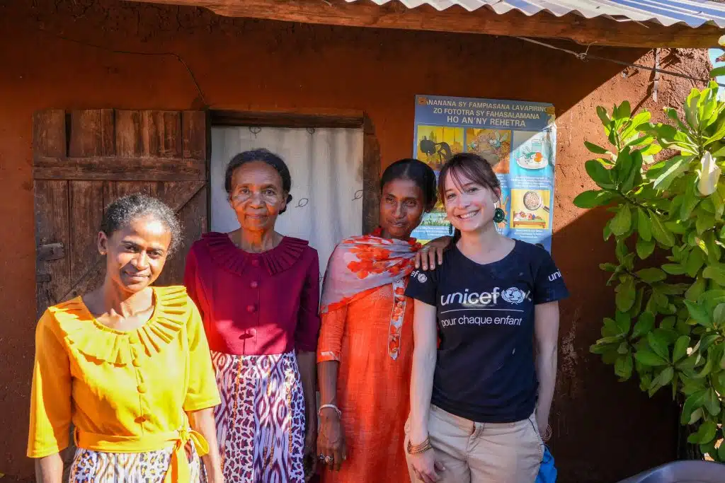 [Changement climatique - Madagascar] Visite de Mélissa Da Costa et Audrey Petit à Madagascar. © UNICEF France/Zumstein